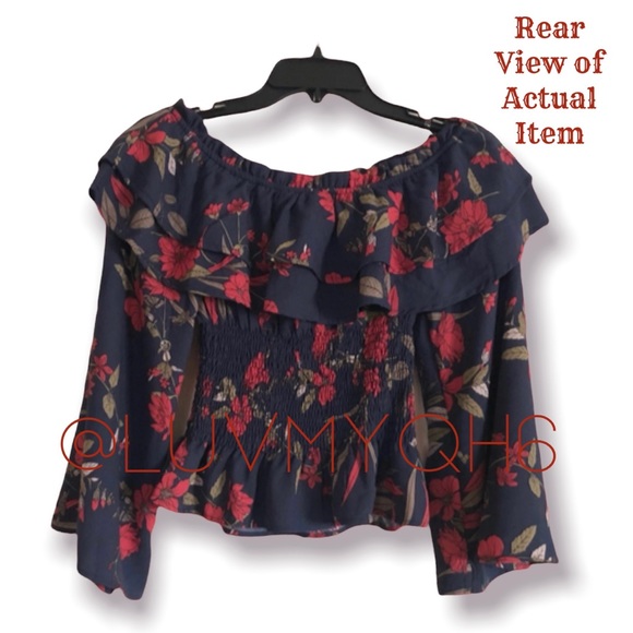 Chelsea & Violet Top🎉HP🎉 - Picture 2 of 2